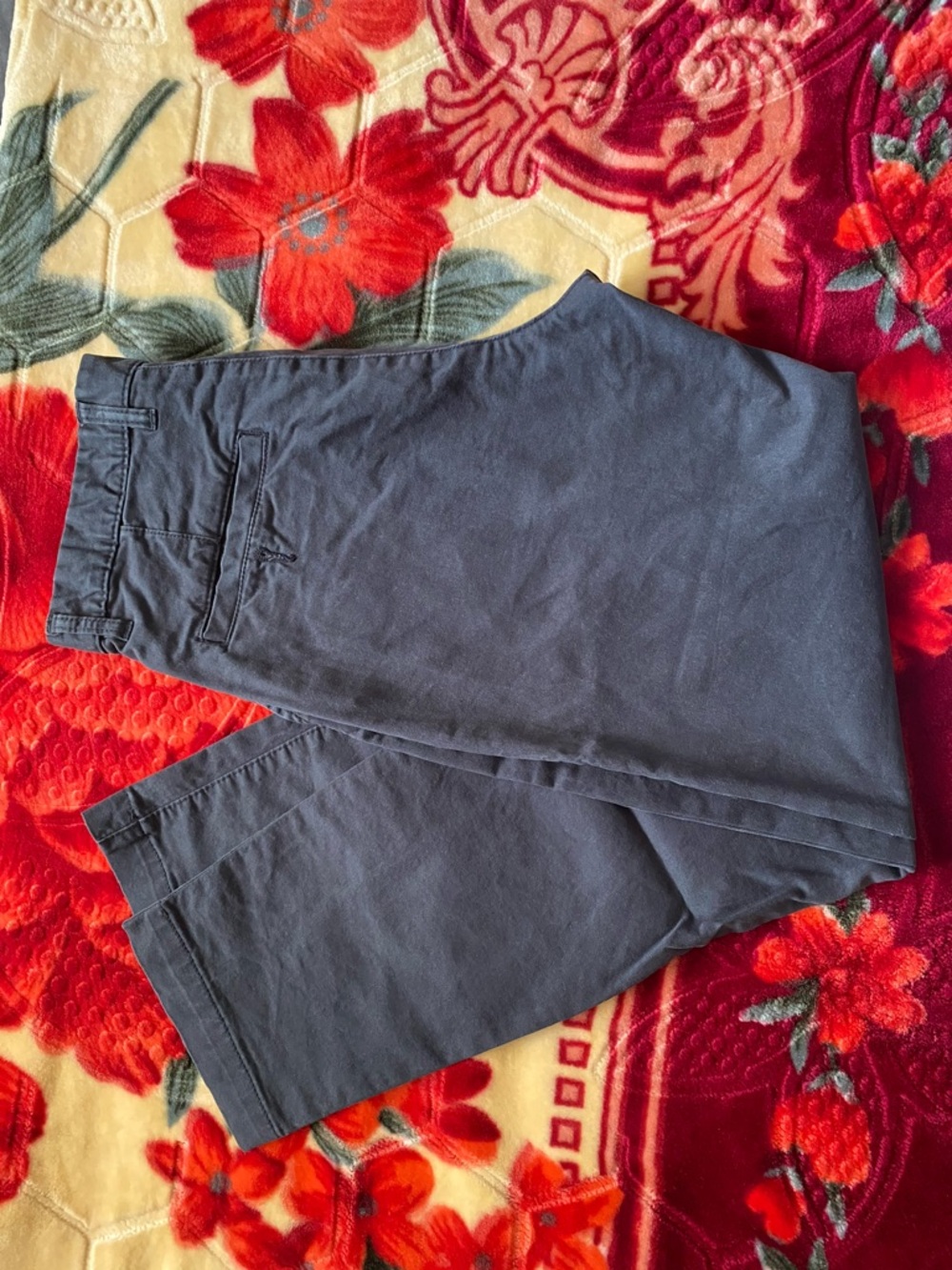 Classic Men's Navy Chino Pants